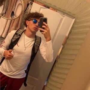 Meet your Posher, Carson